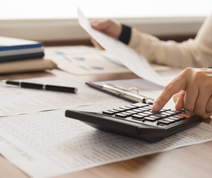 Image of someone doing a calculation.