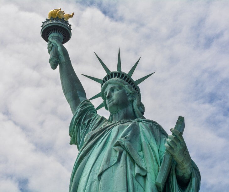 Image of statue of liberty for blog about New York tightens data breach notification law 