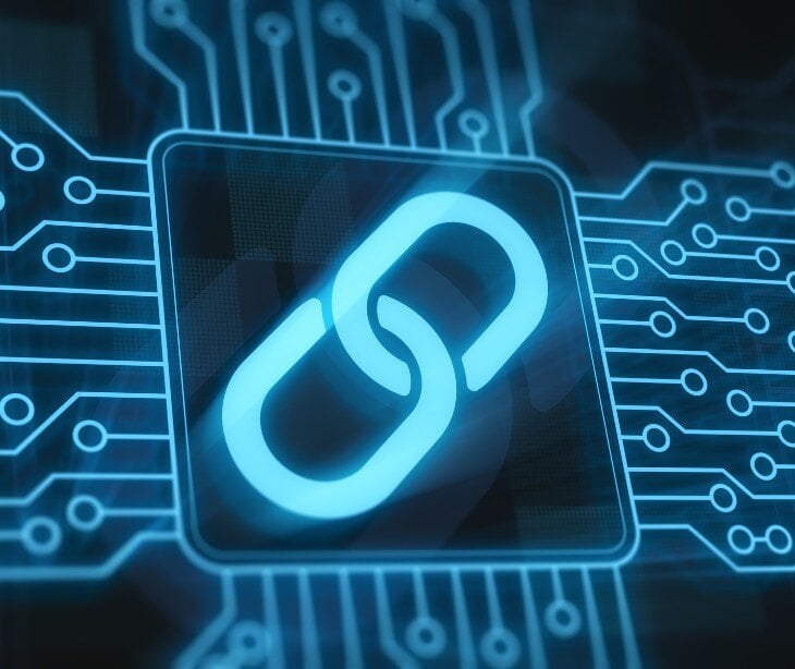Image of a chain link to signify blockchain nodes.